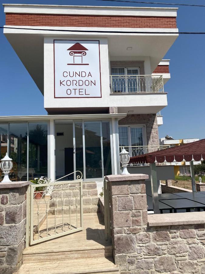 Ayvalı Cunda Kordon Otel מראה חיצוני תמונה